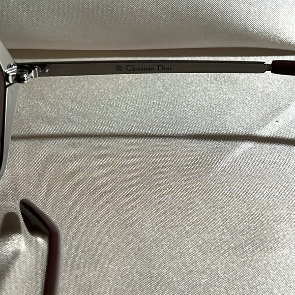 Dior Sunglasses with Star Embellishment - Picture 5 of 5